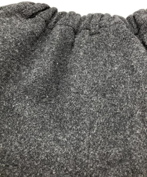 pillings（ピリングス）pillings (ピリングス) fulling wool pants/縮絨（しゅくじゅう）ウールパンツ グレー サイズ:Freeの古着・服飾アイテム