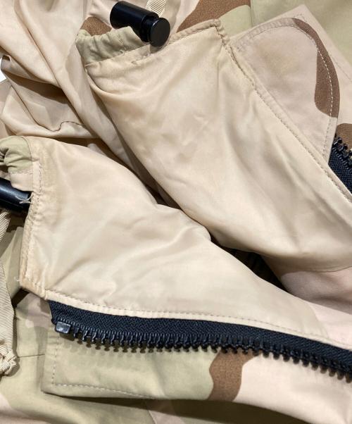 US ARMY（ユーエスアーミー）US ARMY (ユーエスアーミー) ECWCS DESERT CAMO PARKA/エクワックス・デザートカモ・パーカー  ベージュ サイズ:MEDIUM-LONGの古着・服飾アイテム