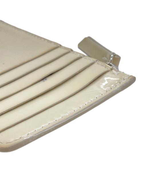 Maison Margiela（メゾンマルジェラ）Maison Margiela (メゾンマルジェラ) フラグメントケース/カードケース/Fragment case / Card case アイボリーの古着・服飾アイテム