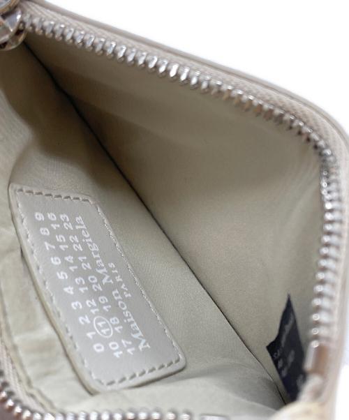 Maison Margiela（メゾンマルジェラ）Maison Margiela (メゾンマルジェラ) フラグメントケース/カードケース/Fragment case / Card case アイボリーの古着・服飾アイテム
