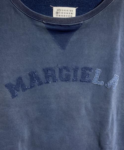 Maison Margiela（メゾンマルジェラ）Maison Margiela (メゾンマルジェラ) オーバーサイズ オーバーダイ ロゴ スウェット/Oversized Overdyed Logo Sweatshirt ネイビー サイズ:Mの古着・服飾アイテム
