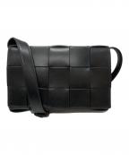 BOTTEGA VENETAボッテガベネタ）の古着「Intrecciato Cassette Shoulder Bag/イントレチャートカセットショルダーバッグ」｜ブラック