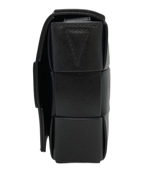 BOTTEGA VENETA（ボッテガベネタ）BOTTEGA VENETA (ボッテガベネタ) Intrecciato Cassette Shoulder Bag/イントレチャートカセットショルダーバッグ ブラックの古着・服飾アイテム