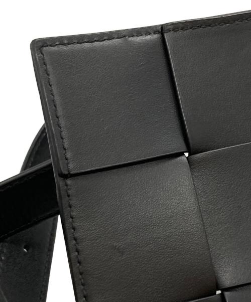 BOTTEGA VENETA（ボッテガベネタ）BOTTEGA VENETA (ボッテガベネタ) Intrecciato Cassette Shoulder Bag/イントレチャートカセットショルダーバッグ ブラックの古着・服飾アイテム