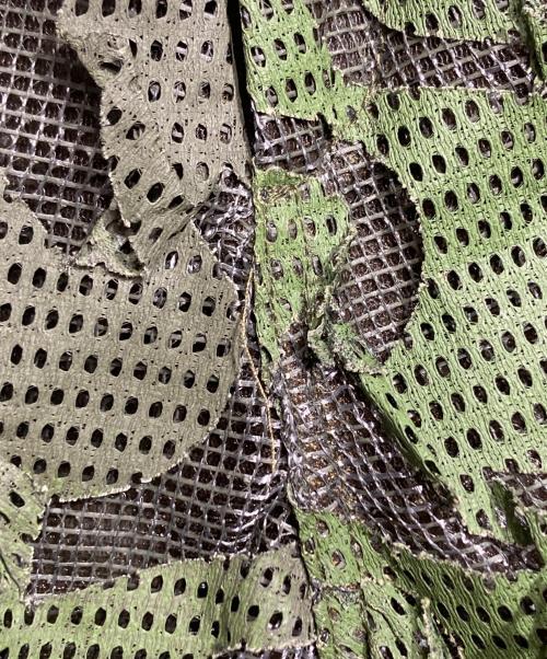 TIRED・TV（タイアード・ティーヴィー）TIRED・TV (タイアード・ティーヴィー) HIDE&SEEK CONVERTIBLE OVERPANT DESERT CAMO/ハイドアンドシーク・コンバーチブル・オーバーパンツ（デザートカモ柄） グリーン サイズ:Sの古着・服飾アイテム