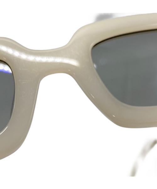 akila（アキラ）akila (アキラ) アイウェア/Eyewear ホワイトの古着・服飾アイテム