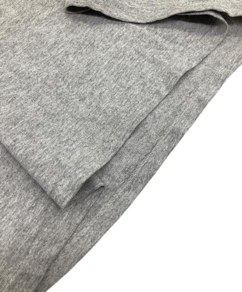 SUPREME（シュプリーム）SUPREME (シュプリーム) INDEPENDENT (インディペンデント) Pocket Tee グレー サイズ:	SIZE Lの古着・服飾アイテム