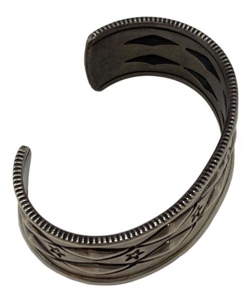 Cody Sanderson（コディ・サンダーソン）Cody Sanderson (コディ・サンダーソン) Long Diamond バングル シルバーの古着・服飾アイテム