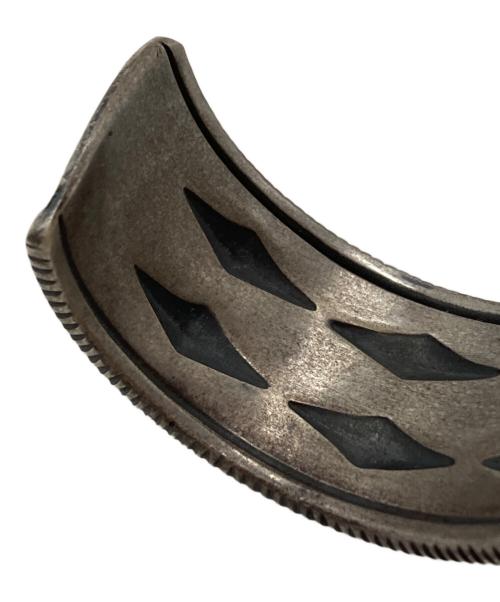 Cody Sanderson（コディ・サンダーソン）Cody Sanderson (コディ・サンダーソン) Long Diamond バングル シルバーの古着・服飾アイテム