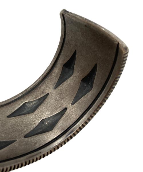 Cody Sanderson（コディ・サンダーソン）Cody Sanderson (コディ・サンダーソン) Long Diamond バングル シルバーの古着・服飾アイテム