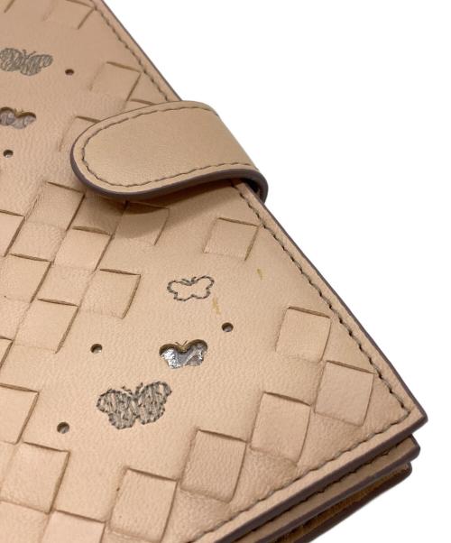 BOTTEGA VENETA（ボッテガベネタ）BOTTEGA VENETA (ボッテガベネタ) イントレチャートバタフライ2つ折りウォレット/Intrecciato ベージュの古着・服飾アイテム