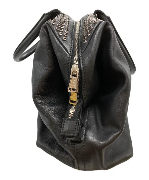 Yves Saint Laurent（イヴサンローラン）Yves Saint Laurent (イヴサンローラン) イージーロックスタッズレザーバッグ ブラックの古着・服飾アイテム