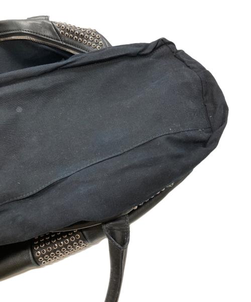 Yves Saint Laurent（イヴサンローラン）Yves Saint Laurent (イヴサンローラン) イージーロックスタッズレザーバッグ ブラックの古着・服飾アイテム