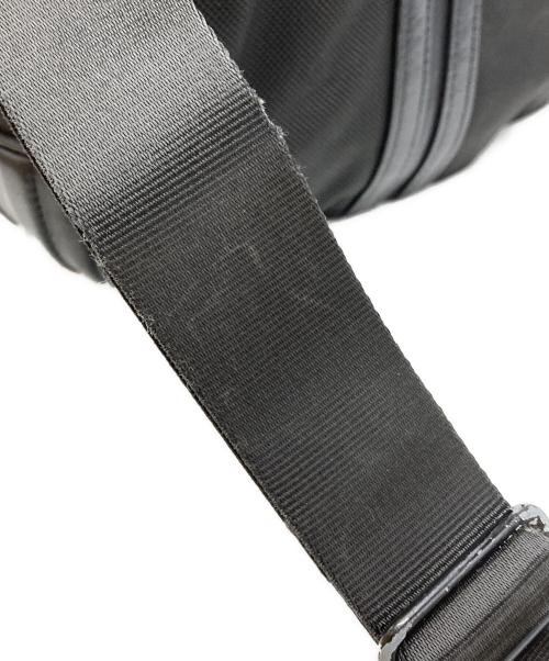 TUMI（トゥミ）TUMI (トゥミ) JARVIS2WAYショルダーバッグ/JARVIS 2-Way Shoulder Bag ブラックの古着・服飾アイテム