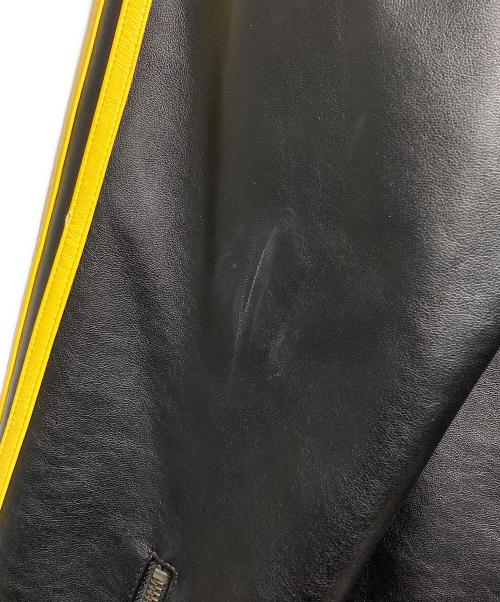 glamb（グラム）glamb (グラム) hide (ヒデ) フェイクレザーラインパーカー/Faux leather lined hoodie ブラック×グレー サイズ:Lの古着・服飾アイテム