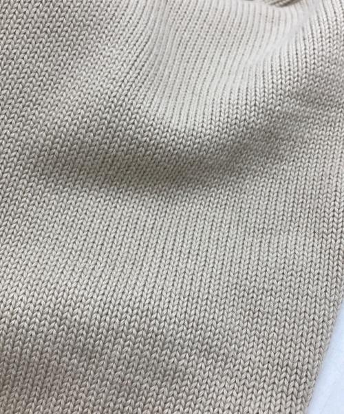 AMI Alexandre Mattiussi（アミアレクサンドルマテュッシ）AMI Alexandre Mattiussi (アミアレクサンドルマテュッシ) Heart Wool V-Neck Cardigan/an」は、日本語で一般的に「ハート（柄/ロゴ）ウール Vネック カーディガン ベージュ サイズ:Ｓの古着・服飾アイテム