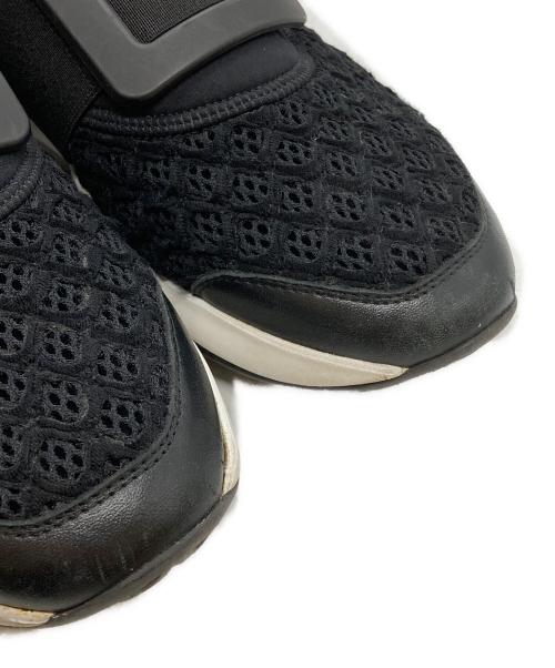 Roger Vivier（ロジェ ヴィヴィエ）Roger Vivier (ロジェ ヴィヴィエ) VIV RUN スニーカー/ヴィヴラン ブラック×ホワイト サイズ:37の古着・服飾アイテム