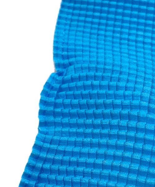 me ISSEY MIYAKE（ミーイッセイ ミヤケ）me ISSEY MIYAKE (ミーイッセイ ミヤケ) フラワープリントプリーツカットソー ブルー サイズ:FREEの古着・服飾アイテム