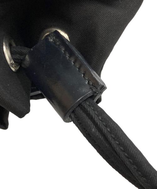 PRADA（プラダ）PRADA (プラダ) ナイロン巾着ポーチ/Nylon drawstring pouch ブラックの古着・服飾アイテム