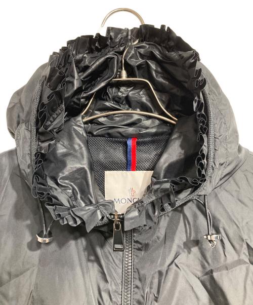 MONCLER（モンクレール）MONCLER (モンクレール) フリルフードナイロンジャケット ブラックの古着・服飾アイテム