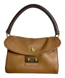 MIU MIU（ミュウミュウ）の古着「ターンロックレザーワンショルダーバッグ/Turnlock Leather One-Shoulder Bag」｜ブラウン