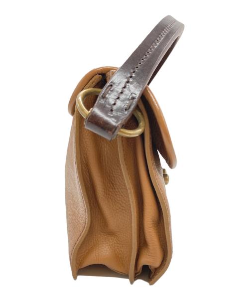 MIU MIU（ミュウミュウ）MIU MIU (ミュウミュウ) ターンロックレザーワンショルダーバッグ/Turnlock Leather One-Shoulder Bag ブラウンの古着・服飾アイテム