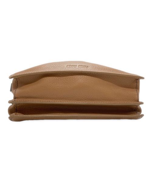 MIU MIU（ミュウミュウ）MIU MIU (ミュウミュウ) ターンロックレザーワンショルダーバッグ/Turnlock Leather One-Shoulder Bag ブラウンの古着・服飾アイテム