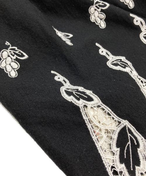 ROBE DE CHAMBRE COMME DES GARCONS（ローブドシャンブル コムデギャルソン）ROBE DE CHAMBRE COMME DES GARCONS (ローブドシャンブル コムデギャルソン) レースドッキングニットソー/Lace-docking knit-and-sew top  ブラック サイズ:－の古着・服飾アイテム