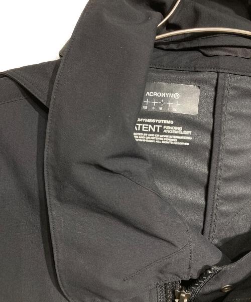 ACRONYM（アクロニウム）ACRONYM (アクロニウム) J115K-E ENCAPSULATED INTEROPS JACKET/エンキャプスレイテッドナイロン インターロプスジャケット ブラック サイズ:Mの古着・服飾アイテム