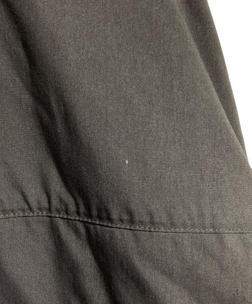 ACRONYM（アクロニウム）ACRONYM (アクロニウム) J115K-E ENCAPSULATED INTEROPS JACKET/エンキャプスレイテッドナイロン インターロプスジャケット ブラック サイズ:Mの古着・服飾アイテム