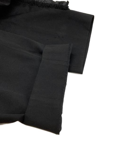 COMME des GARCONS（コムデギャルソン）COMME des GARCONS (コムデギャルソン) フリルデザインクロップパンツ/Frill design cropped pants ブラック サイズ:Sの古着・服飾アイテム