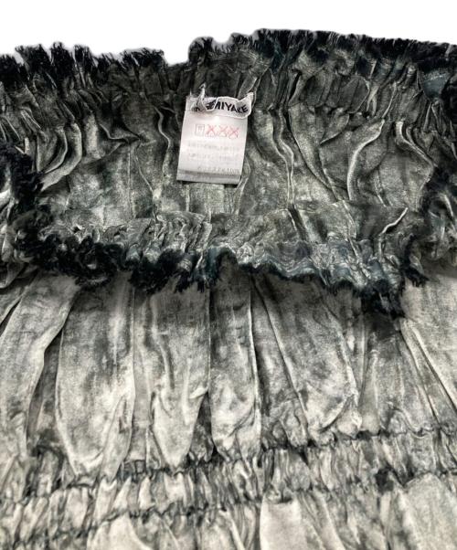 ISSEY MIYAKE（イッセイミヤケ）ISSEY MIYAKE (イッセイミヤケ) 多重レイヤード転写プリーツスカート/Pleated skirt グリーン サイズ:Sの古着・服飾アイテム