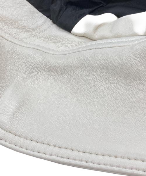 s'yte（サイト）s'yte (サイト) Sheep Skin Double Riders Jacket2/シープスキン・ダブルライダース・ジャケット・ツー ホワイト サイズ:4の古着・服飾アイテム