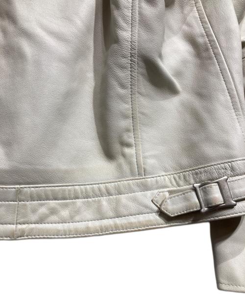 s'yte（サイト）s'yte (サイト) Sheep Skin Double Riders Jacket2/シープスキン・ダブルライダース・ジャケット・ツー ホワイト サイズ:4の古着・服飾アイテム