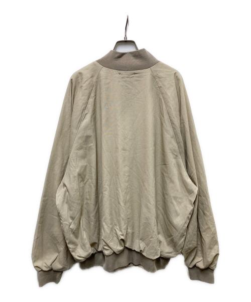 auburn（オーバーン）auburn (オーバーン) スタジャン ベージュ サイズ:3XLの古着・服飾アイテム