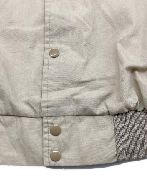 auburn（オーバーン）auburn (オーバーン) スタジャン ベージュ サイズ:3XLの古着・服飾アイテム