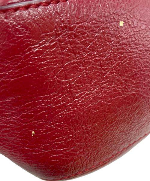 J&M DAVIDSON（ジェイ＆エム デヴィッドソン）J&M DAVIDSON (ジェイ＆エム デヴィッドソン) PEBBLEショルダーバッグ/Pebble shoulder bag  レッドの古着・服飾アイテム