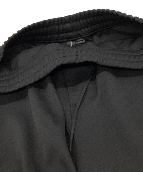 Y-3（ワイスリー）Y-3 (ワイスリー) サイドラインバギーショーツ/Side-Stripe Baggy Shorts ブラック サイズ:Mの古着・服飾アイテム