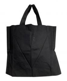 ISSEY MIYAKE（イッセイミヤケ）の古着「コーティングプリーツバッグ/Coated pleated bag」｜ブラック