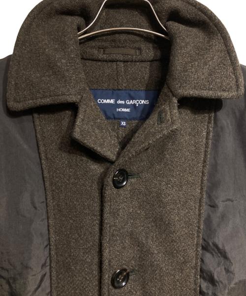 COMME des GARCONS HOMME（コムデギャルソン オム）COMME des GARCONS HOMME (コムデギャルソン オム) インサイドアウトウールナイロンコート/Inside-out Wool-Nylon Coat ブラウン サイズ:XSの古着・服飾アイテム