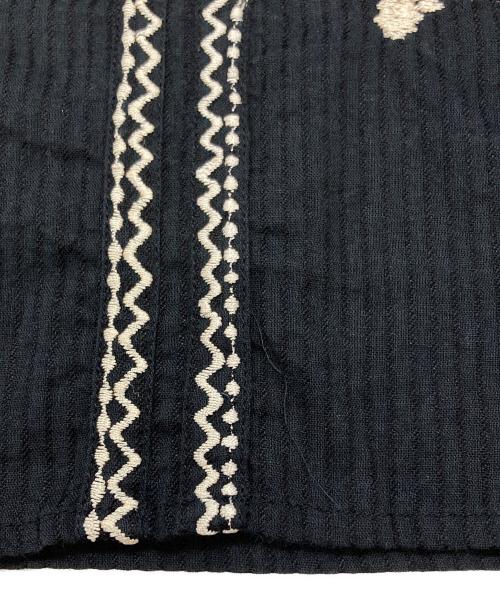ne quittez pas（ヌキテパ）ne quittez pas (ヌキテパ) インド刺繍レースブラウス/Indian Embroidered Lace Blouse ブラック サイズ:Sの古着・服飾アイテム