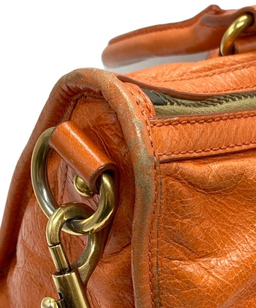 MIU MIU（ミュウミュウ）MIU MIU (ミュウミュウ) ヴィッテロシャイン2ｗay ハンドバッグ/Vitello Shine オレンジの古着・服飾アイテム