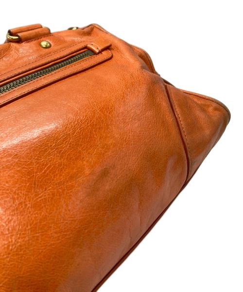 MIU MIU（ミュウミュウ）MIU MIU (ミュウミュウ) ヴィッテロシャイン2ｗay ハンドバッグ/Vitello Shine オレンジの古着・服飾アイテム