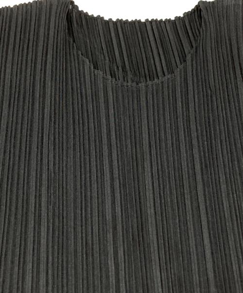 PLEATS PLEASE（プリーツプリーズ）PLEATS PLEASE (プリーツプリーズ) プリーツカットソー/Pleated cut and sew ブラック サイズ:3の古着・服飾アイテム
