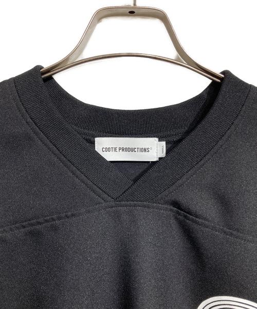 COOTIE PRODUCTIONS（クーティープロダクツ）COOTIE PRODUCTIONS (クーティープロダクツ) Polyester Twill L/S Football Top/ポリエステルツイル 長袖フットボールトップ（シャツ） ブラック サイズ:Sの古着・服飾アイテム