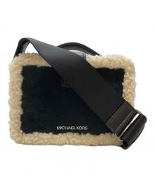 MICHAEL KORS（マイケルコース）の古着「COOPER スエード ＆ シェルパ クロスボディ/COOPER Suede & Sherpa Crossbody」｜ブラック
