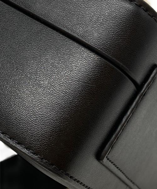 MICHAEL KORS（マイケルコース）MICHAEL KORS (マイケルコース) COOPER スエード ＆ シェルパ クロスボディ/COOPER Suede & Sherpa Crossbody ブラック サイズ:不明の古着・服飾アイテム