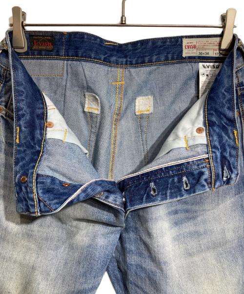 EVISU（エヴィス）EVISU (エヴィス) 大黒プリント キャロットフィット ジーンズ/Denim Pants インディゴ サイズ:30×34の古着・服飾アイテム