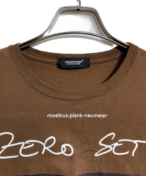 UNDERCOVER（アンダーカバー）UNDERCOVER (アンダーカバー) ZERO SET プリントTシャツ ブラウン サイズ:2の古着・服飾アイテム