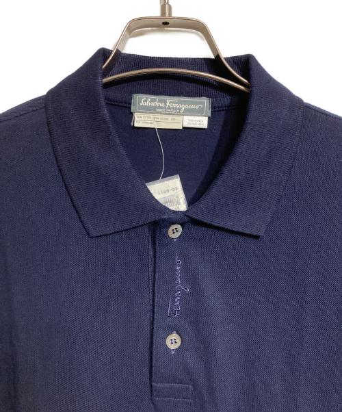 Salvatore Ferragamo（サルヴァトーレ フェラガモ）Salvatore Ferragamo (サルヴァトーレ フェラガモ) ロゴ刺繍ポロシャツ/Logo embroidered polo shirt ネイビー サイズ:OSの古着・服飾アイテム
